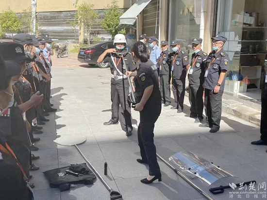 咸寧公安組織安保人員開展專項培訓(xùn)5.jpg